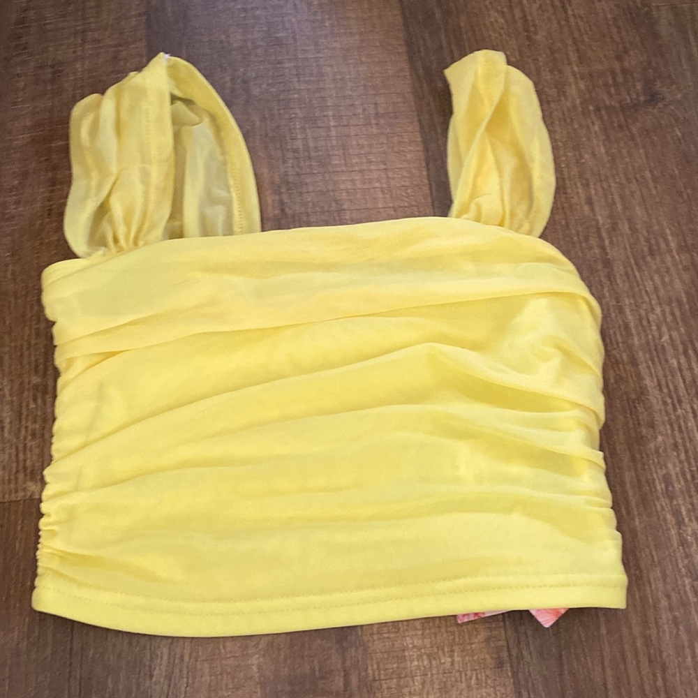 Pastel Yellow cropped SHEIN tank top